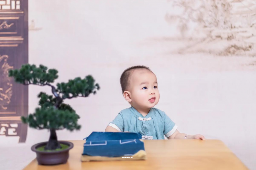 长春宝宝眼屎多是什么原因 长春宝宝眼屎多是什么原因